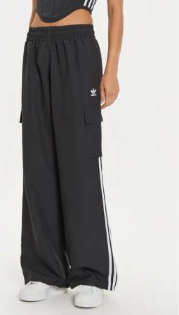 adidas Jogginghose adicolor 3-Stripes JF1292 Schwarz Loose Fit