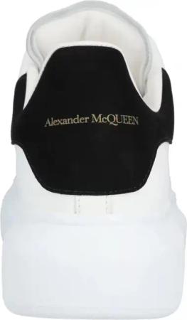Alexander McQueen Low-Top Sneaker - Oversized Sneaker - Gr. 39 (EU) - in Weiß - für Damen