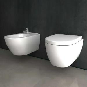 Alpenberger Tiefspül-WC Set aus Keramik Wand WC ohne Spülrand und Bidet - Made in EU, Wandmontage, Abgang Waagerecht, 3-tlg., Bidet mit Hahnloch und Überlauf - Hänge WC mit Softclose Sitz