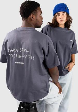 Another Cotton Lab Always Late T-Shirt blue