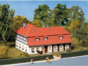 AUHAGEN 13305 TT Umgebindehaus