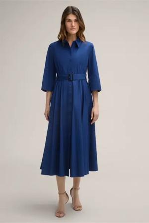 Baumwollstretch-Hemdblusen-Kleid in Midi-Länge in Blau