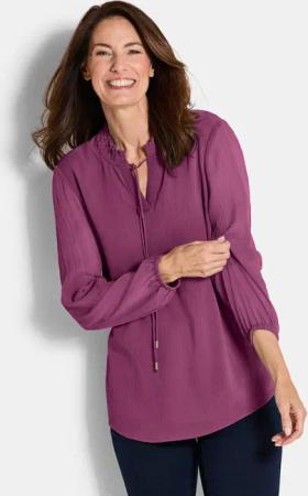 Chiffonbluse mit femininem Ausschnitt - beere - Gr. 54 von Goldner Fashion
