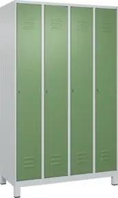 C+P Spind Classic PLUS, Füße, 4 Abteile, 1950x1200x500mm, 7035/6011 Verschluss Zylinderschloss 4 Garderobenhaken Trennwand mittig