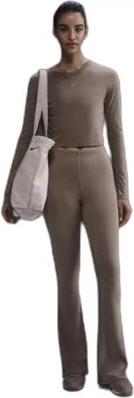 Damen eng geschnittene Ripp-Gliedmaßenleggings Nike Chill Knit