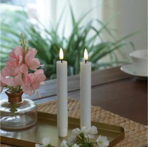 Deluxe Homeart LED-Kerze LED Stabkerzen Mia Tafelkerzen Echtwachs flackernd H: 15cm weiß 2Stk (2-tlg)