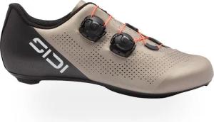 ERGO 6 silberne Schuhe