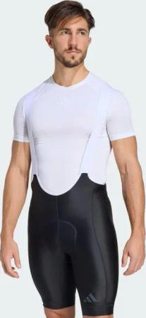 ESSENTIALS GEPOLSTERTE FAHRRADSHORTS MIT TRÄGERN