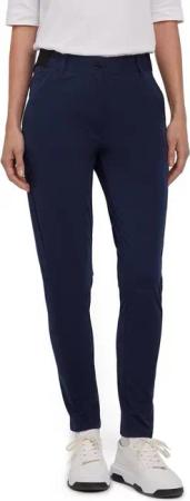 FALKE Golfhose (1-tlg) für eine optimale Bewegungsfreiheit