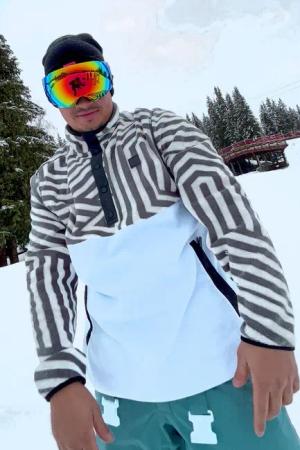 Fall Line Fleece Babyblau