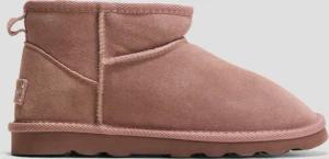 Flache Stiefel aus Leder