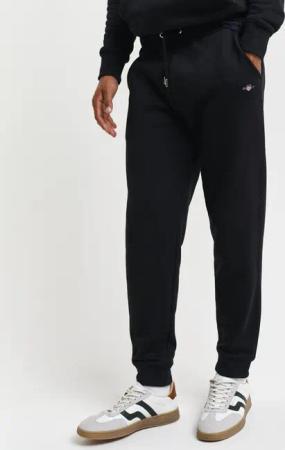 Gant Sweathose REG SHIELD SWEATPANTS mit Logostickerei unterhalb des Bunds