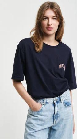 Gant T-Shirt POCKET GRAPHIC TSHIRT Grafische GANT-Stickerei auf der Brusttasche