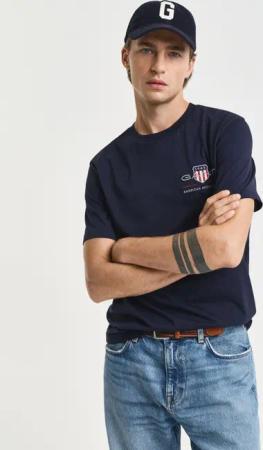 Gant T-Shirt "REG ARCHIVE SHIELD EMB SS T-SHIRT" von dem Archiv aus den 1980er-Jahren inspiriert