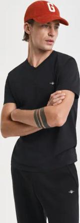 Gant T-Shirt SLIM SHIELD V-NECK T-SHIRT mit einer kleinen Logostickerei auf der Brust