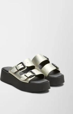 Gepolsterte Pantoletten