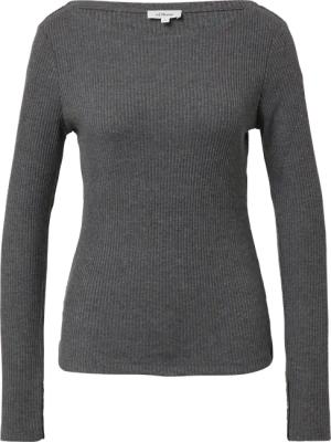 Geripptes Langarmshirt mit Knopf-Detail am Arm