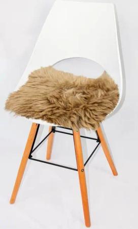 Heitmann Felle Stuhlkissen Lamm, Sitzauflage eckig, 44x44 cm, echtes Lammfell, waschbar, auch als 2er oder 4er Set