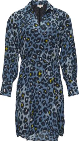 Hemdblusenkleid aus Viskosemix mit Strukturmuster