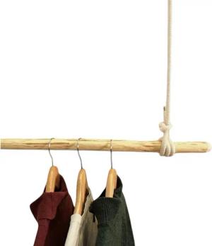 herbeschick. Garderobenstange Hängegarderobe "Naturbursche", Kleiderstange, Wandgarderobe, (Naturstock ohne Rinde und Baumwollseil), Echte Materialien: Haselnussholz und Baumwollseil