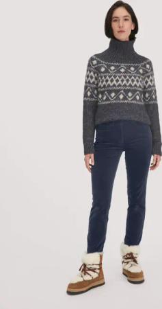 hessnatur Damen Cordhose Slim Leg Regular aus Bio-Baumwolle - blau - Größe 34