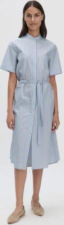 hessnatur Damen Streifen Hemdblusen Kleid Midi Relaxed aus Bio-Baumwolle - blau - Größe 44