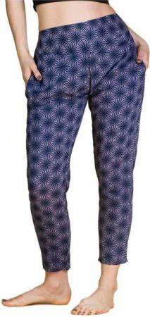 PANASIAM Relaxhose Carrot Pants geometrix aus 100% Baumwolle Damenhose mit japanischen Mustern oder heiliger Geometrie bedruckt bequeme Sommerhose