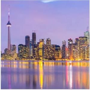 Wallario Möbelfolie Toronto Skyline - Kanada am Abend