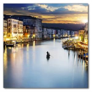 Wallario Möbelfolie Canal Grande in Venedig am Abend mit untergehender Sonne