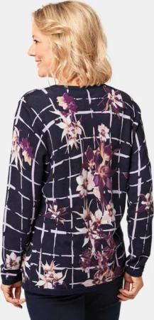 Weicher Druckpullover in Feinstrick - marine / flieder / gemustert - Gr. 38 von Goldner Fashion