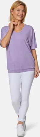Shirt mit V-Ausschnitt - flieder - Gr. 44 von Goldner Fashion
