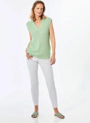 Stricktop mit V-Ausschnitt - salbei - Gr. 20 von Goldner Fashion