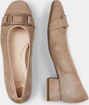 Pumps mit modischer Verzierung - beige - Gr. 42 von Goldner Fashion