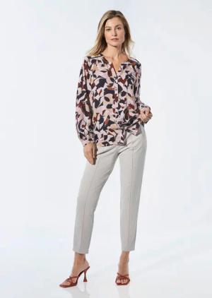 Bluse mit Tunika Ausschnitt - beige / stein / schwarz / gemustert - Gr. 48 von Goldner Fashion