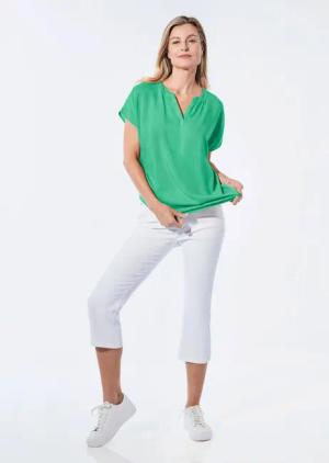 Bluse mit Tunika Ausschnitt - hellgrün - Gr. 38 von Goldner Fashion