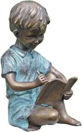 Bronzeskulpturen Skulptur Bronzefigur sitzender Junge mit Malbuch Wohndekoration