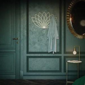 moebel-direkt-online Wandgarderobe Lotos (Design-Garderobe), aus Metall