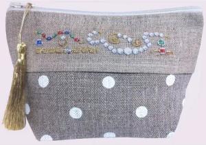 Le Bonheur des Dames Kreativset Le Bonheur des Dames Etui Petit Point Stickpackung "Schmucketui", Zäh, (embroidery kit by Marussia)