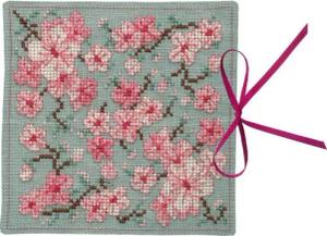 Le Bonheur des Dames Kreativset Le Bonheur des Dames Nadeletui Kreuzstich Stickpackung "Sakura", Zähl, (embroidery kit by Marussia)
