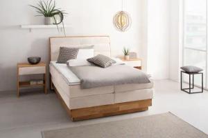 OTTO products Boxspringbett "Jenna", ohne LED-Beleuchtung, mit zertifizierten, recycelten Bezugsstoffen