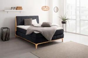 OTTO products Boxspringbett "Jelle", (5 St.), zertifizierte, recycelte Bezugsstoffe, verschiedene Ausführungen