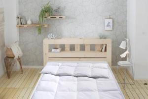 Älgdröm Daunenbettdecke "Finja, Bettdecke 135x200 cm, weitere Größen, Made in Germany", warm, Füllung 80% Daunen & 20% Federn, Bezug 100% Baumwolle, (1 St.), Bettdecken, Sommer & Winter, Decke, Made in Germany