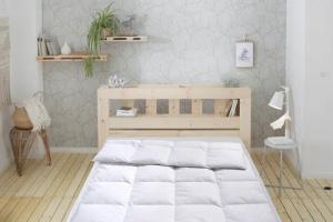 Älgdröm Daunenbettdecke "Finja, Bettdecke 135x200 cm, weitere Größen, Made in Germany", extrawarm, Füllung 80% Daunen & 20% Federn, Bezug 100% Baumwolle, (1 St.), Bettdecken, Sommer & Winter, Decke, Made in Germany