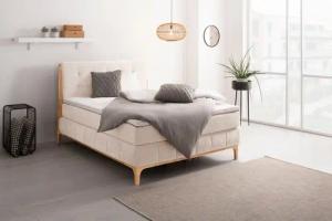 OTTO products Boxspringbett "Jelle", (5 St.), zertifizierte, recycelte Bezugsstoffe, verschiedene Ausführungen
