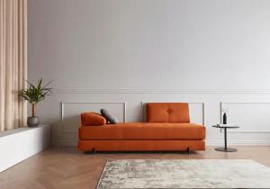 INNOVATION LIVING ™ Stapelliege "Sigmund 595 Indu-Beine", Daybed mit zwei Federkernmatratzen zum täglichen Gebrauch