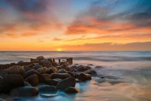 Papermoon Fototapete "Steine im Meer"