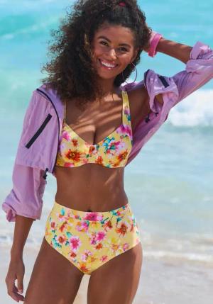 Sunseeker Bikini-Hose "Mila", im floralen Design