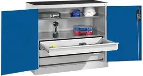 CP Stahlschrank 8821-5035 S10079 lichtgrau, enzianblau 93,0 x 50,0 x 100,0 cm, aufgebaut