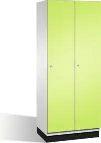 C+P Umkleidespind Cambio auf Sockel, 2 Abteile, H1950xB800xT525mm Front Viridingrün Korpus Lichtgrau