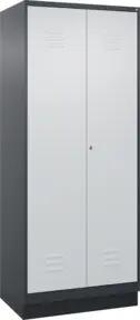 C+P Wäsche-Spind Classic PLUS, Sockel, 2 Abteile, 1950x800x500mm, 7016/7035 Verschluss Zylinderschloss Trennwand mittig
